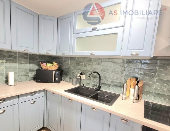 Oportunitate investitionala Casa cu 2 apartamente in zona Scheii Brasovului