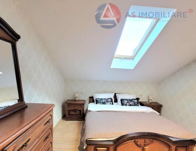 Oportunitate investitionala Casa cu 2 apartamente in zona Scheii Brasovului