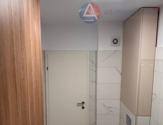 Prima Închiriere, 2 Camere Premium | Coresi - Tractorul | Parcare inclusă