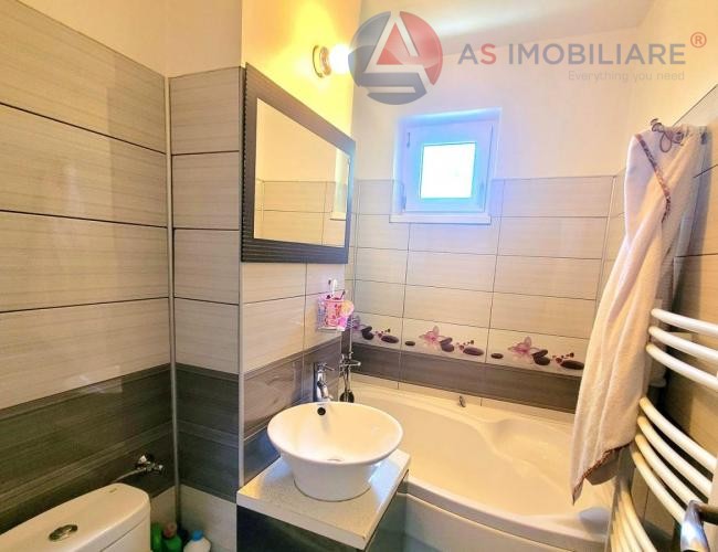 Apartament 3 camere, zona Astra, Brasov