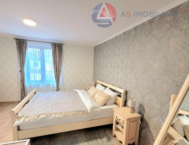 Oportunitate investitionala Casa cu 2 apartamente in zona Scheii Brasovului