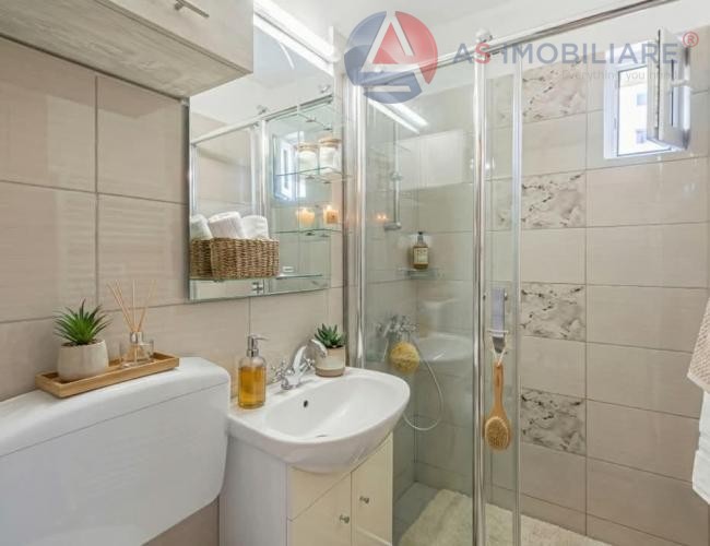 Apartament 2 camere parter, renovat & utilat, zona Astra, Brasov