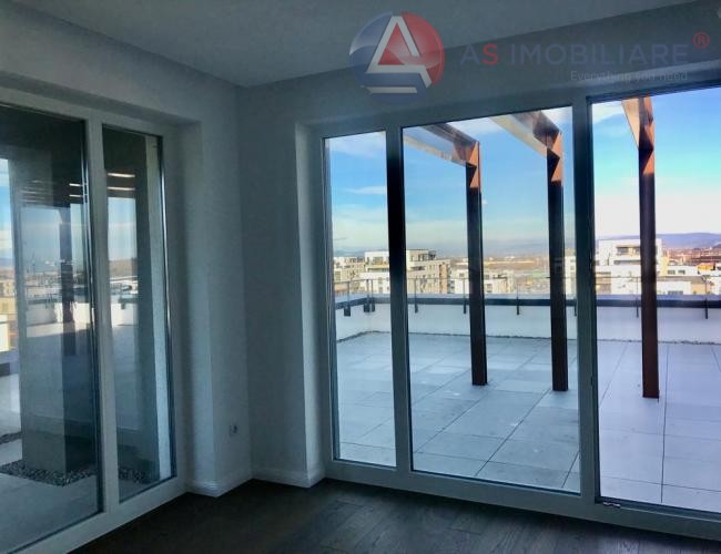 Penthouse la inaltime cu terasa de 169mp, Tractorul