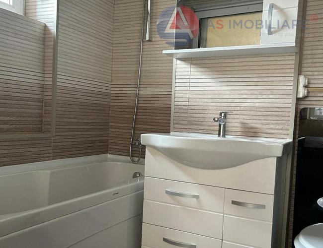Apartament 3 camere modern cu suprafata generoasa de 90mp, Pictor Luchian, Brasov