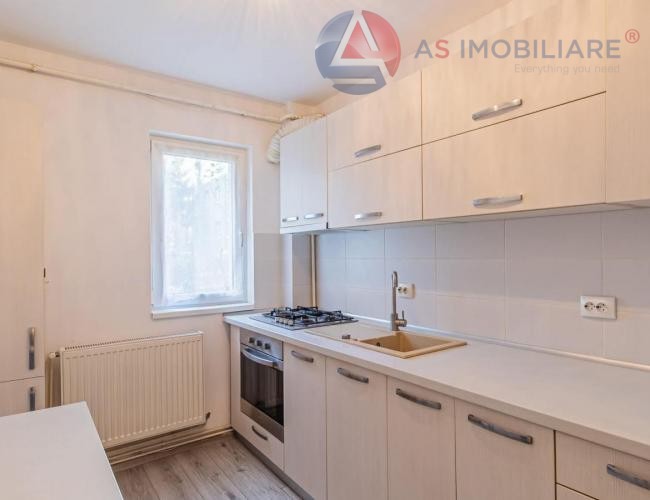 Apartament 2 camere parter, renovat & utilat, zona Astra, Brasov