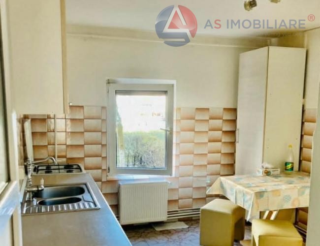 Apartament 3 Camere la pret de 2 Camere – Zonă Gemenii/Vlahuță