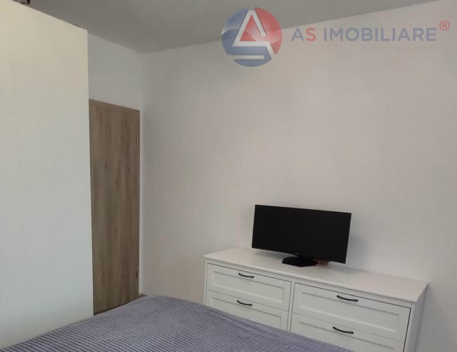 Apartament 2 camere zona Tractoru, Coresi
