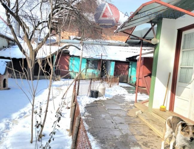 Casa intr-o zona linistita, Cristian, Brasov