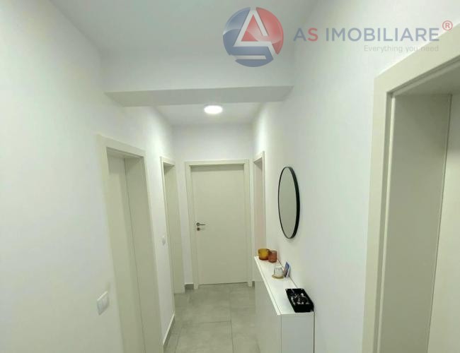 Apartament 2 camere zona Tractoru, Coresi
