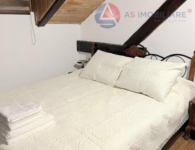 Oportunitate! Apartament 3 camere la Mansarda cu vedere spre Tampa