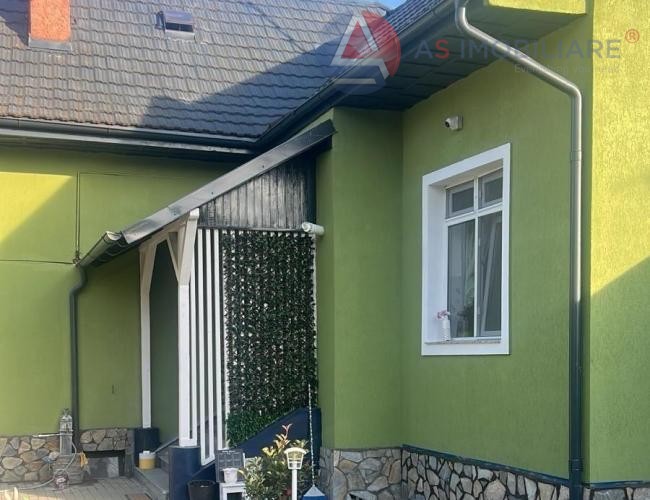 Oază de liniște în Zona Zero: Casă de Vis cu Vedere spre Tâmpa – Renovare Premium 2025