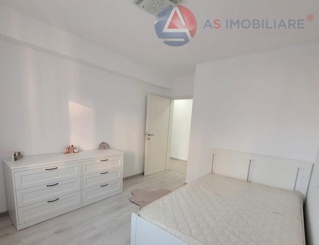 Apartament 3 camere la prima inchiriere, zona Coresi, Brasov