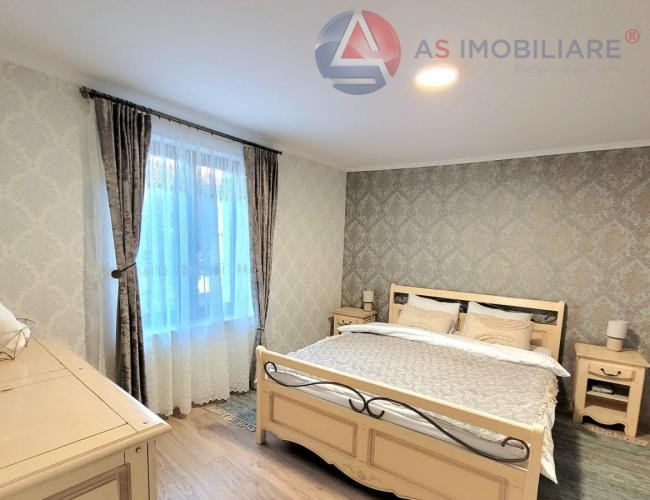 Oportunitate investitionala Casa cu 2 apartamente in zona Scheii Brasovului