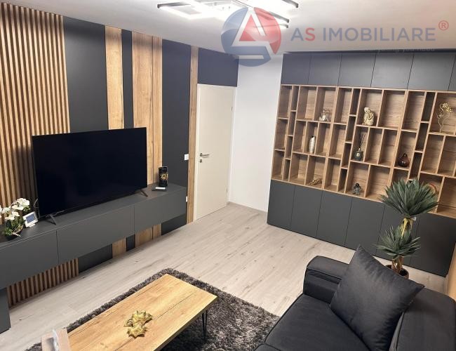 Prima Închiriere, 2 Camere Premium | Coresi - Tractorul | Parcare inclusă