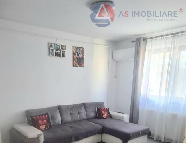 Apartament 3 camere, zona Tractoru, Brasov