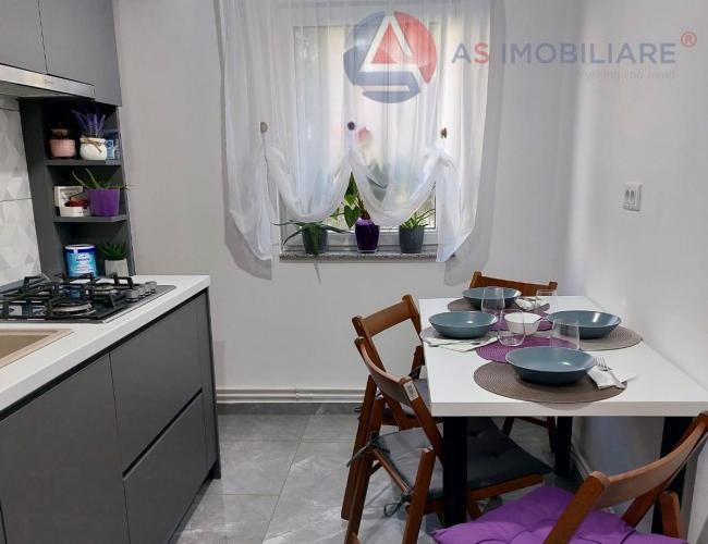 Apartament 2 camere, zona Centru Civic, Brasov