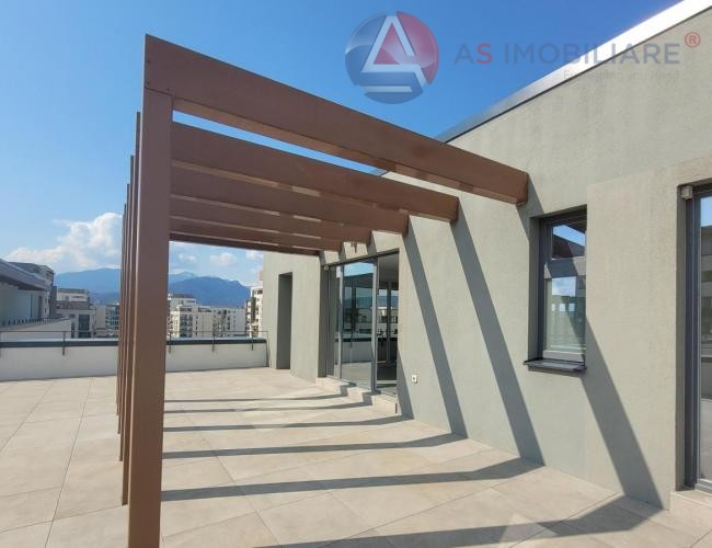 Penthouse 4 camere si terasa de 136mp- Coresi