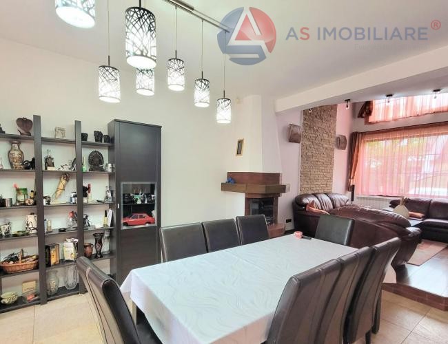 Casa caldurasa si primitoare in zona Florilor, Brasov