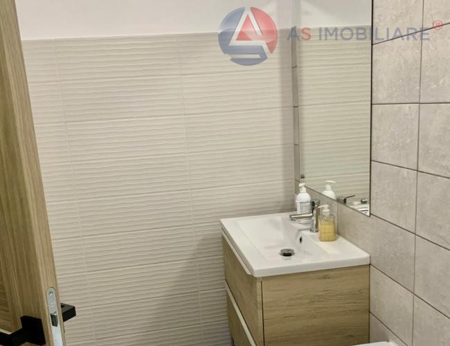 Oportunitate! Apartament 3 camere zona centrala, Brasov