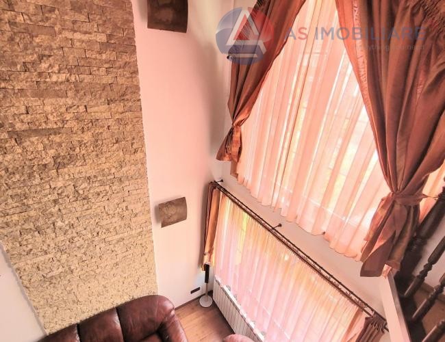 Casa caldurasa si primitoare in zona Florilor, Brasov