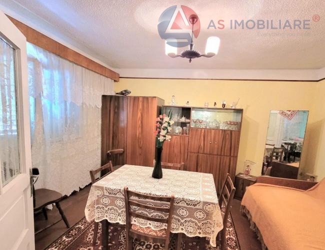Casa intr-o zona linistita, Cristian, Brasov