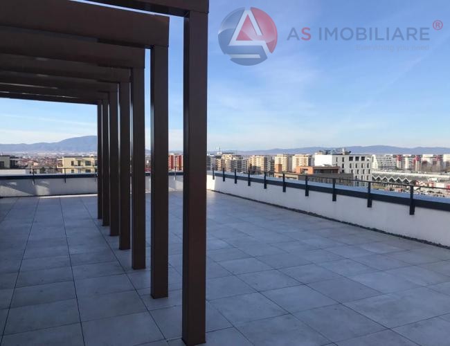 Penthouse la inaltime cu terasa de 169mp, Tractorul