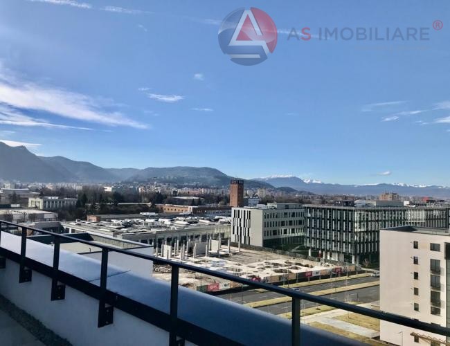 Penthouse la inaltime cu terasa de 169mp, Tractorul
